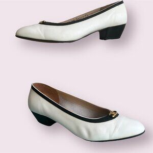 Vintage 80s Salvatore Ferragamo Low Heel Leather Pumps  Shoes Size 8 White Navy